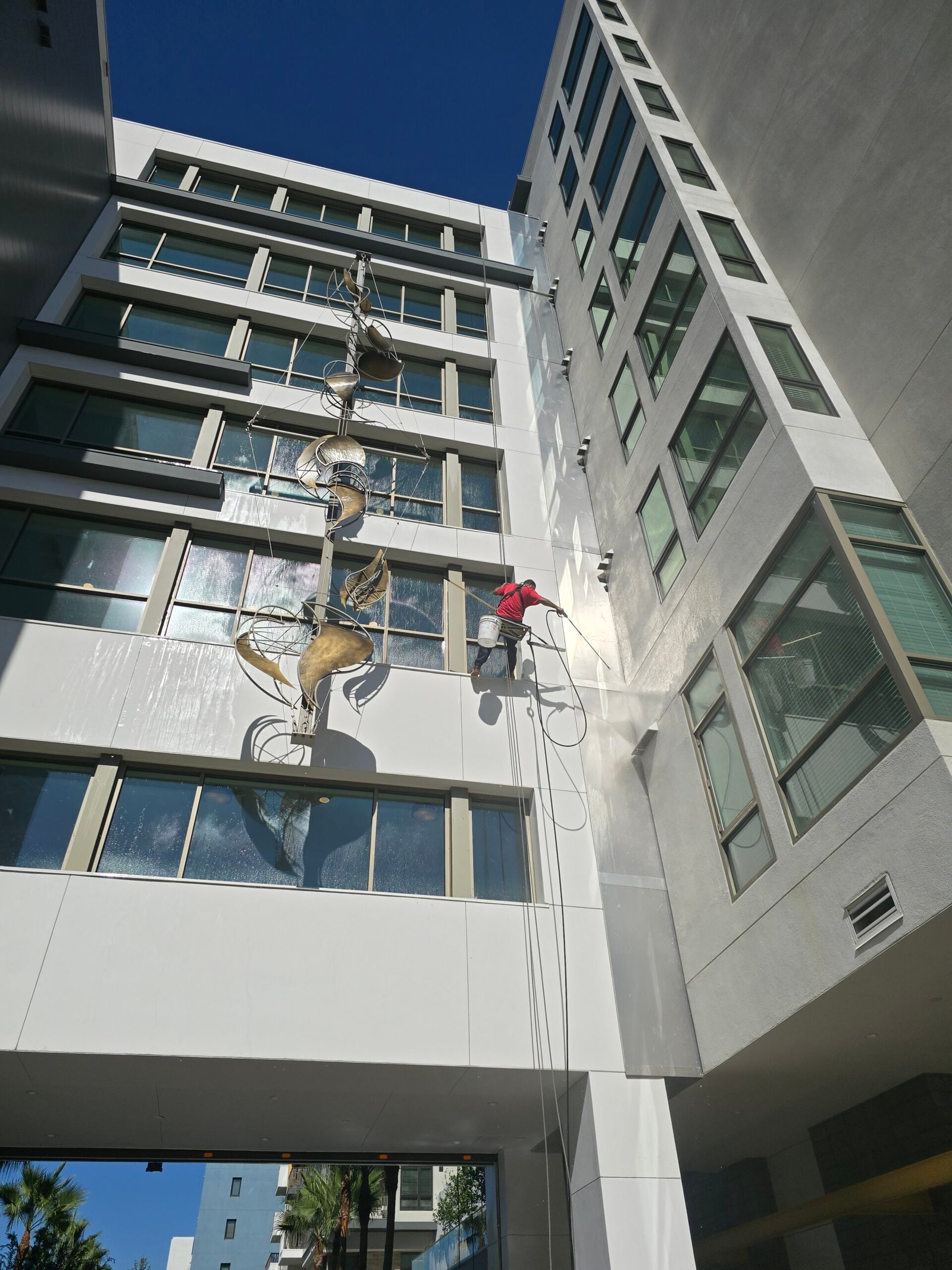 Benefits of Rope Access for High-Rise Building Maintenance in Los Angeles