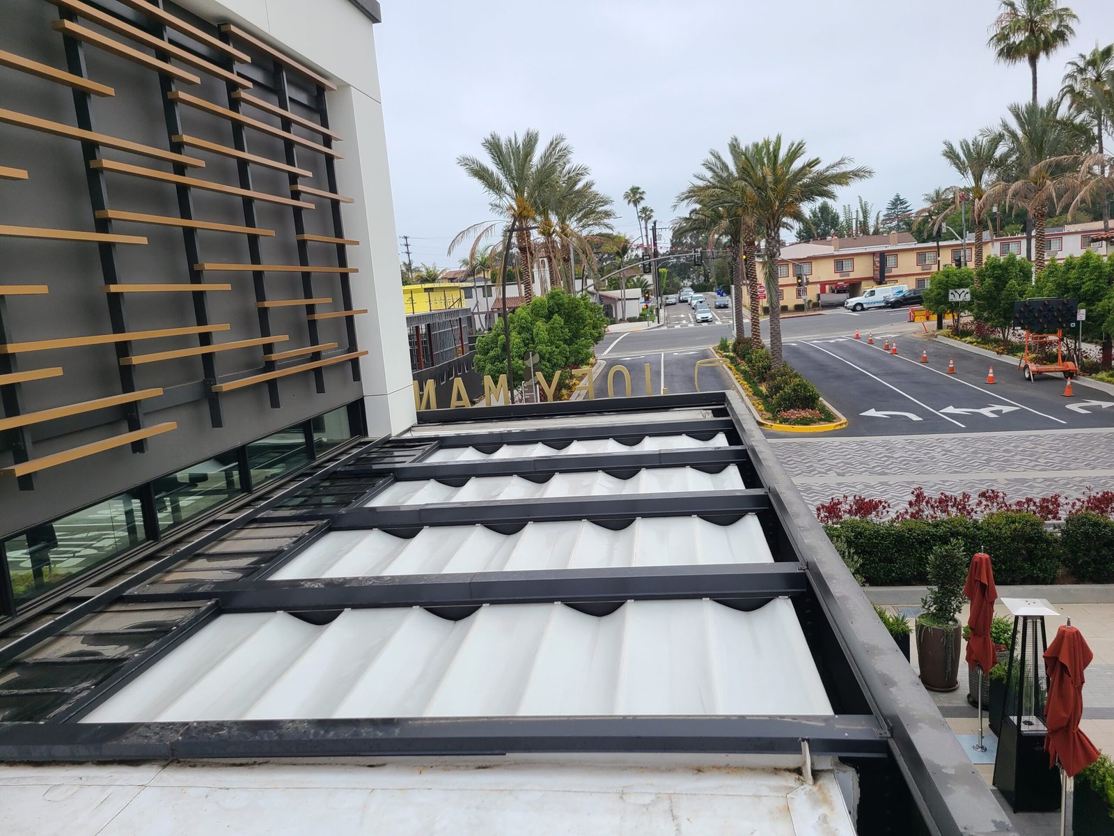 gutter cleaning services