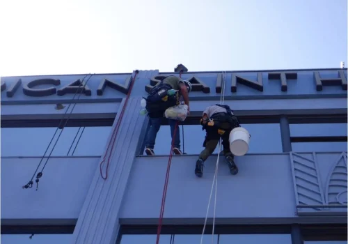 Sign and Banner Installation